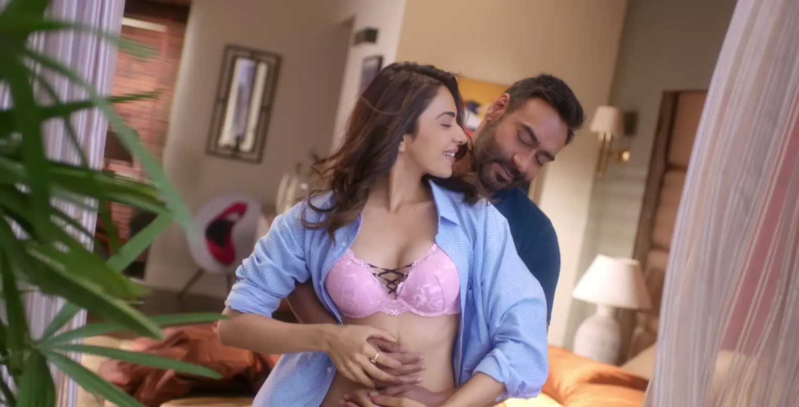 De De Pyaar De 2 Review