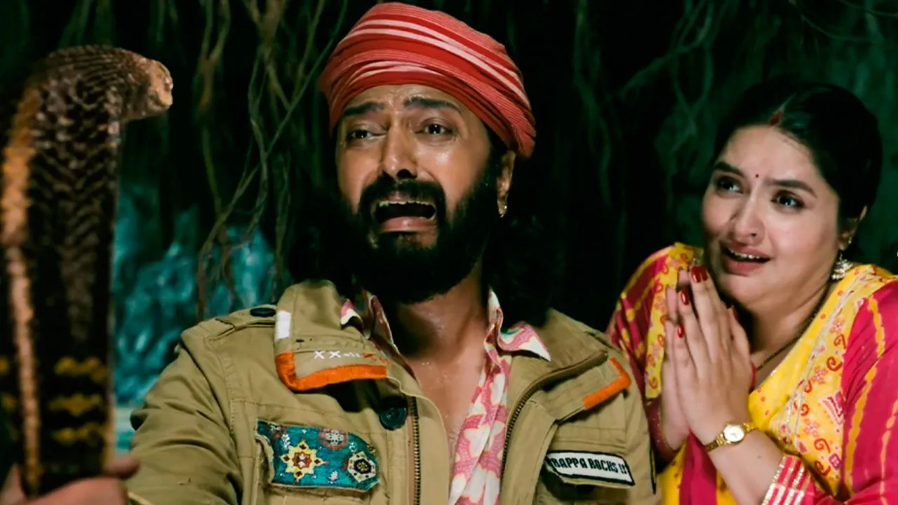Dhamaal 4 Review: Ajay Devgn's Comedy Sequel Is a Painfully Unfunny Disaster 2 Dhamaal 4 Review