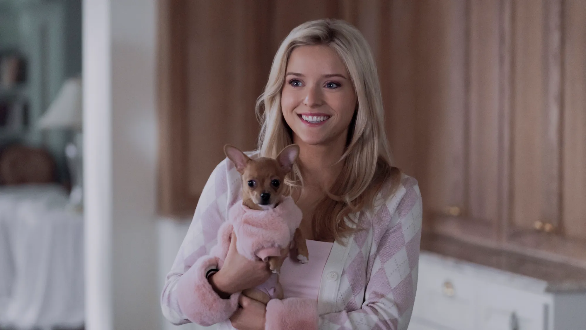 Elle TV Review