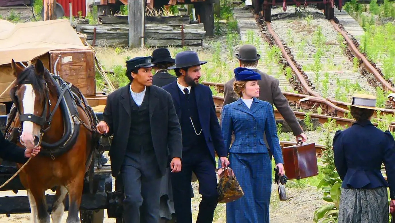 East of Eden Review: Florence Pugh Delivers The Best Performance Of Her Career 5 East of Eden Review