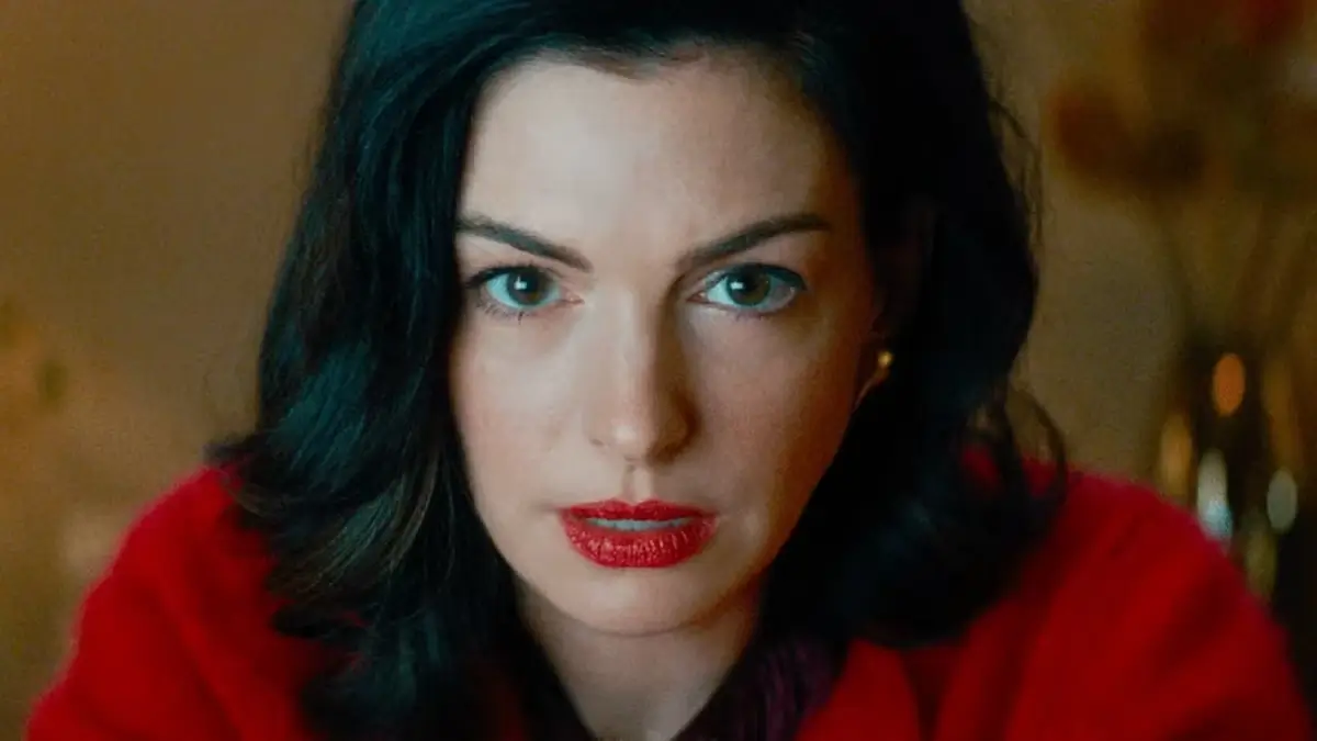 Verity Review: Anne Hathaway Saves This Messy Colleen Hoover Thriller 2 Verity Review